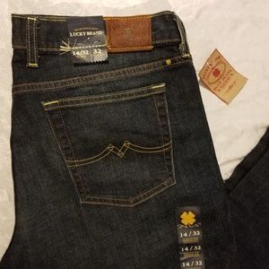 Women's Lucky Brand blue jeans size 14/32W X 32L